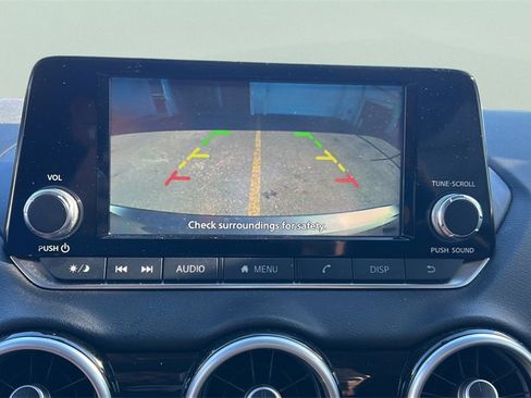 Used 2025 Nissan Sentra S image 17