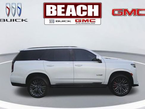Used 2023 Cadillac Escalade V image 2