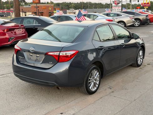 Used 2015 Toyota Corolla LE FWD image 5
