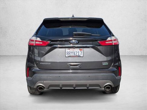 Used 2020 Ford Edge SEL w/ Convenience Package FWD image 6