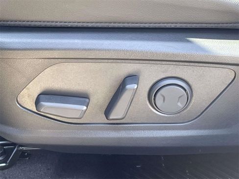 New 2026 Hyundai Tucson Limited image 17