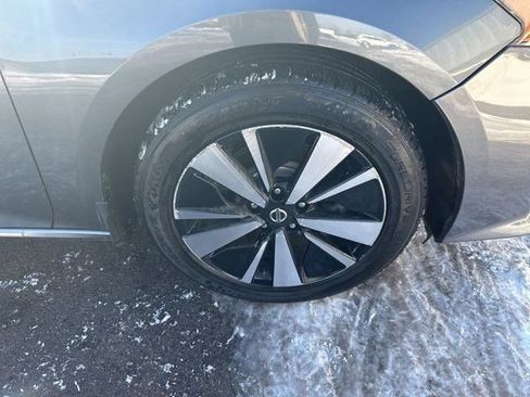 Used 2022 Nissan Altima 2.5 SV image 41