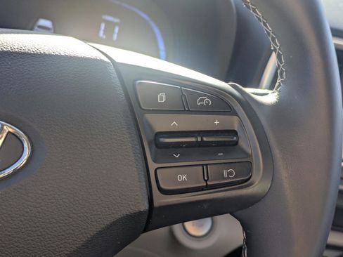 Certified 2024 Hyundai Venue SEL image 26