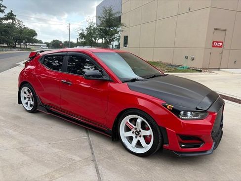 Used 2022 Hyundai Veloster N FWD image 4