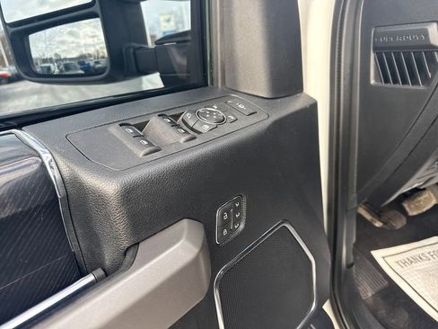 Used 2020 Ford F350 Platinum image 32