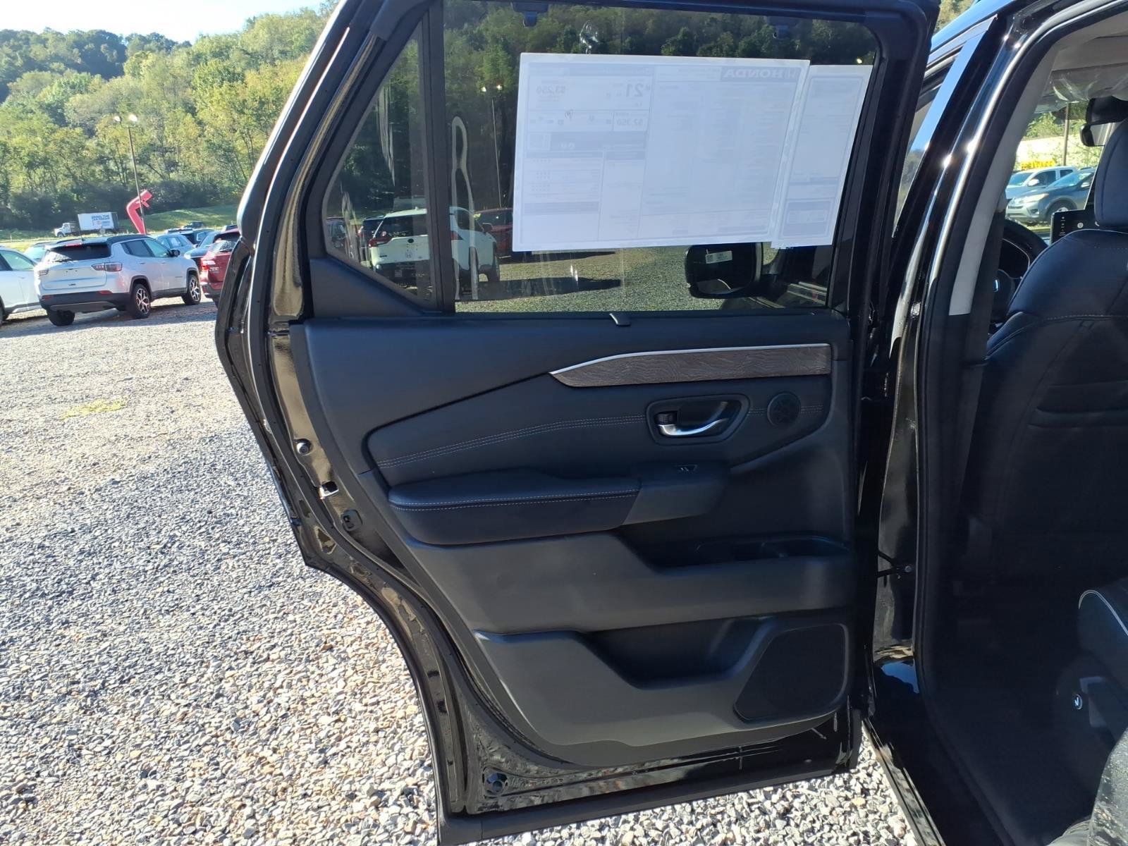 New 2026 Honda Pilot Elite image 9