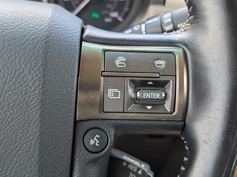 Used 2015 Lexus GX 460 w/ Premium Package AWD/4WD image 16