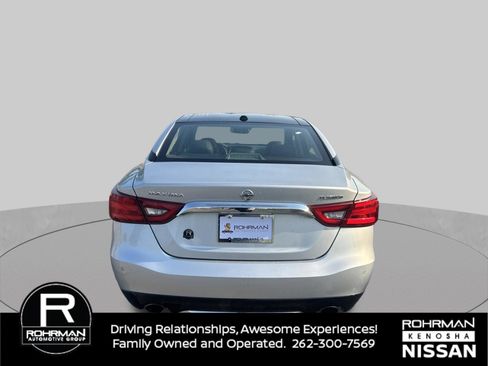 Used 2017 Nissan Maxima Platinum FWD image 6