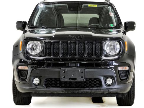 Used 2023 Jeep Renegade Altitude AWD/4WD image 2