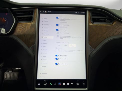 Used 2020 Tesla Model S Long Range Plus AWD/4WD image 25