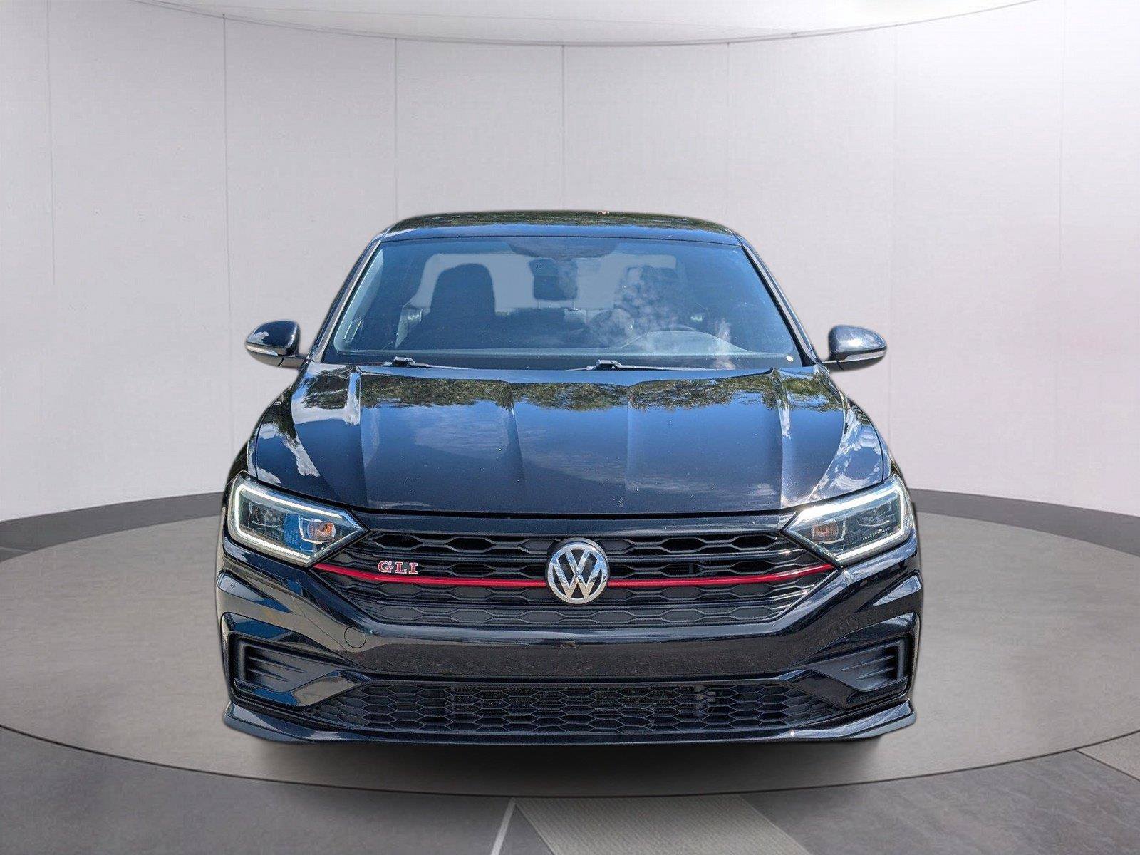 Used 2020 Volkswagen Jetta GLI FWD image 2