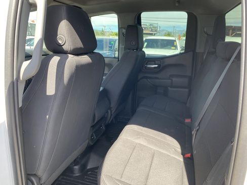 Used 2022 Chevrolet Silverado 1500 W/T w/ Trailering Package image 17