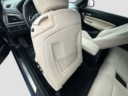 Used 2017 BMW 230i Coupe image 24