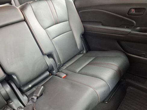 Used 2022 Honda Pilot TrailSport image 24