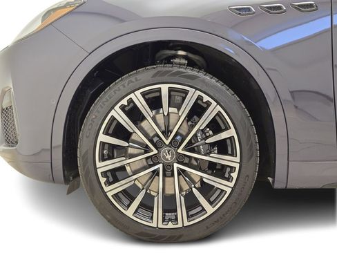New 2025 Maserati Grecale Modena image 12