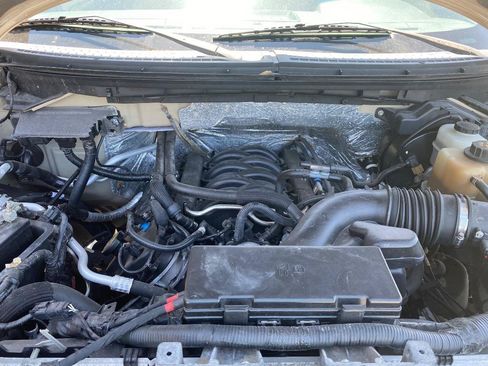 Used 2012 Ford F150 XLT w/ XLT Convenience Pkg AWD/4WD image 24