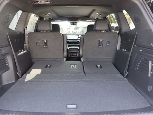 New 2026 Buick Enclave Sport Touring w/ Power Package FWD image 20