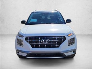 New 2026 Hyundai Venue SEL video 3