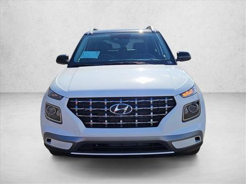 New 2026 Hyundai Venue SEL image 3