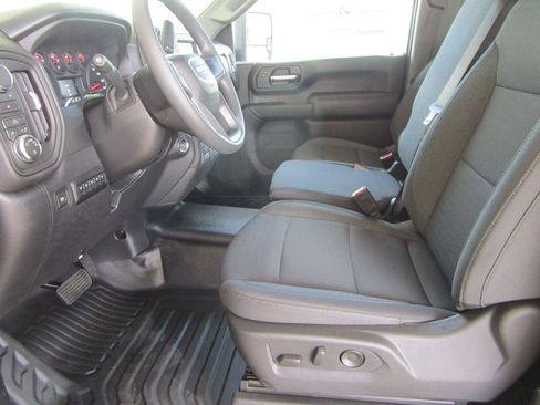 New 2026 GMC Sierra 3500 Pro w/ Convenience Package AWD/4WD image 23