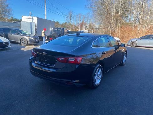 Used 2023 Chevrolet Malibu LS image 4