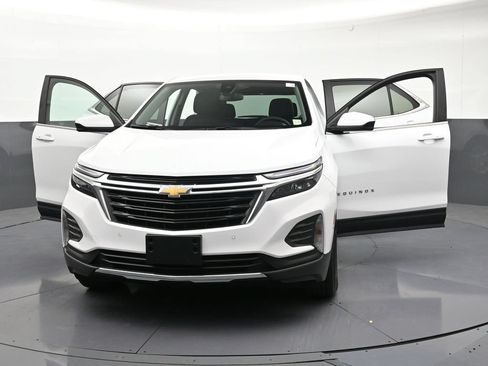 Certified 2024 Chevrolet Equinox LT AWD/4WD image 37