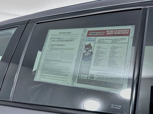 Certified 2023 Jeep Grand Cherokee Altitude AWD/4WD image 16