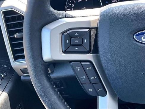 Used 2021 Ford F250 Lariat w/ Lariat Ultimate Package AWD/4WD image 12