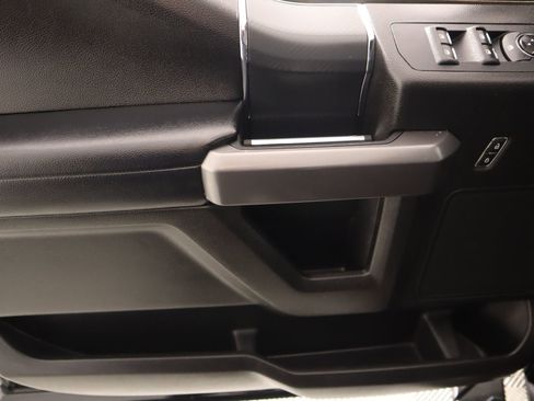 Used 2020 Ford F150 XLT w/ Equipment Group 302A Luxury image 17