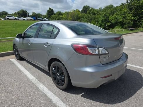 Used 2012 MAZDA MAZDA3 i Sport FWD image 3