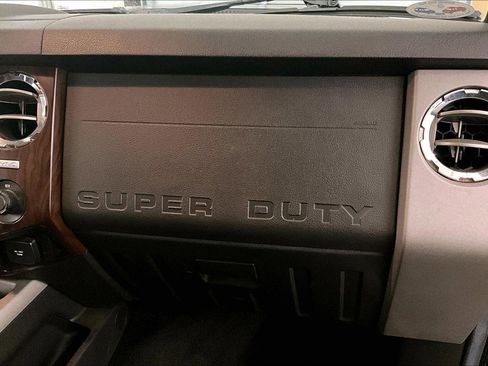 Used 2016 Ford F250 Lariat w/ Lariat Ultimate Package image 15