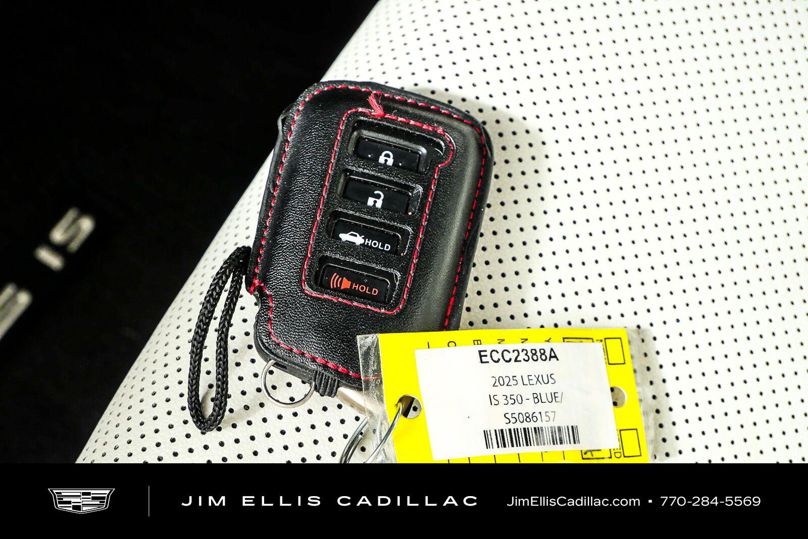 Used 2025 Lexus IS 350 F Sport RWD image 36
