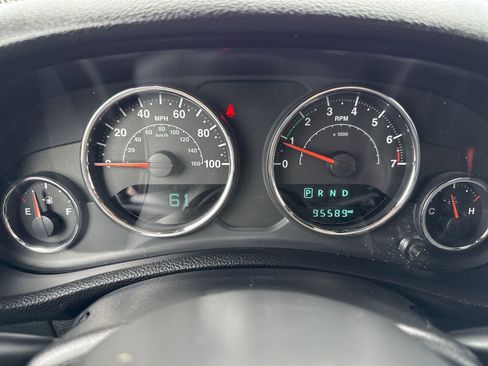 Used 2017 Jeep Wrangler Unlimited Sport w/ Connectivity Group AWD/4WD image 15