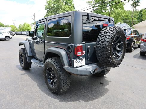 Used 2016 Jeep Wrangler Sport w/ Quick Order Package 24S AWD/4WD image 5
