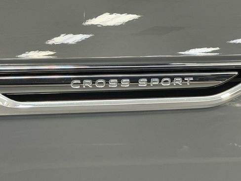 Used 2020 Volkswagen Atlas Cross Sport SEL Premium R-Line image 21