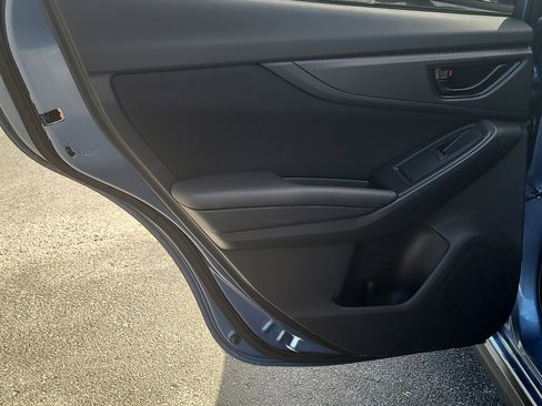 Used 2022 Subaru Crosstrek 2.0i image 12