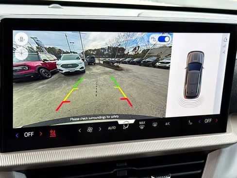 New 2026 Ford Explorer Active w/ Active Comfort Package image 30