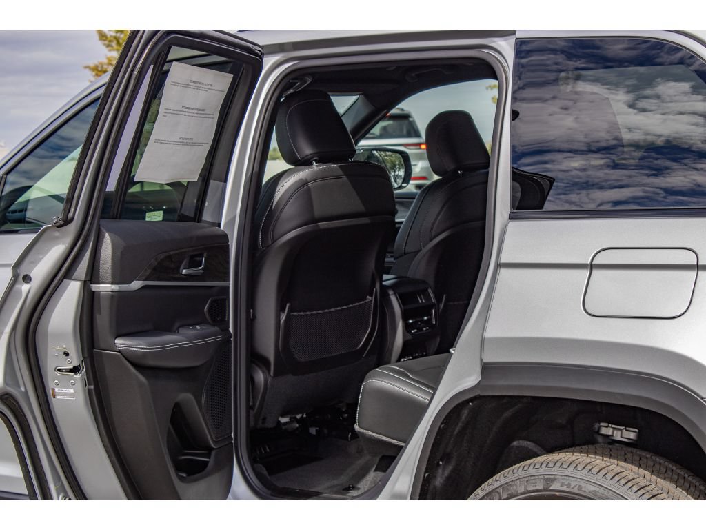 New 2026 Jeep Grand Cherokee Limited AWD/4WD image 14