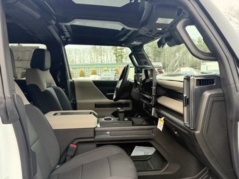 New 2026 GMC Hummer EV 4x4 Crew Cab image 37