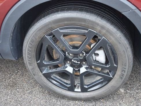 Certified 2023 Kia Telluride EX X-Line AWD/4WD image 12