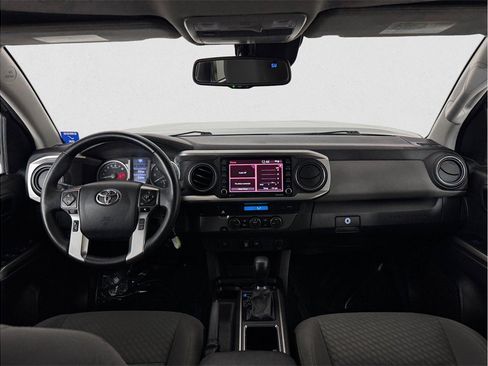 Used 2022 Toyota Tacoma SR5 RWD image 15