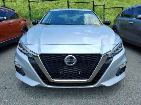 Used 2022 Nissan Altima 2.5 SR FWD image 14