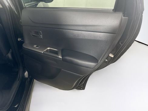 Used 2023 Mitsubishi Outlander Sport SE image 28