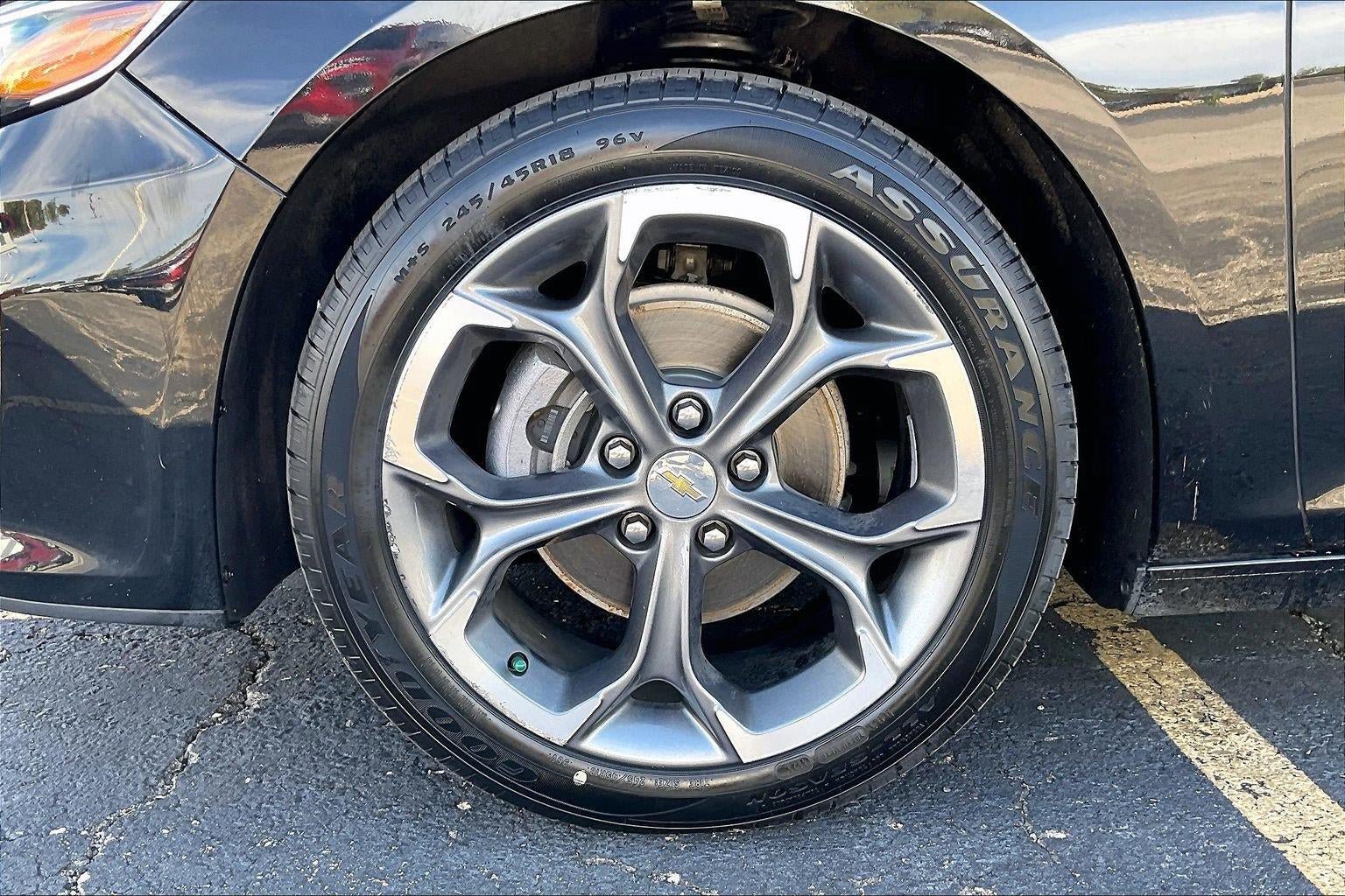 Used 2024 Chevrolet Malibu LT FWD image 9