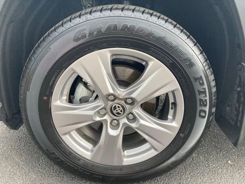 Used 2025 Toyota RAV4 XLE w/ Weather Package image 13