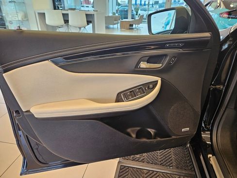 Used 2019 Chevrolet Impala Premier w/ Premier Confidence Package image 13