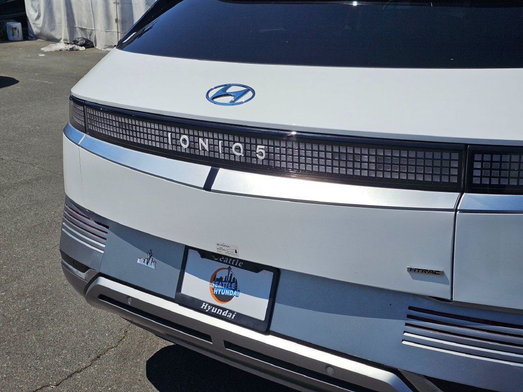Used 2024 Hyundai Ioniq 5 Limited AWD/4WD image 13