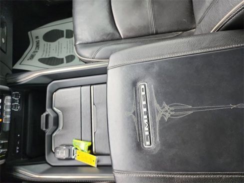 Used 2019 RAM 3500 Limited image 29