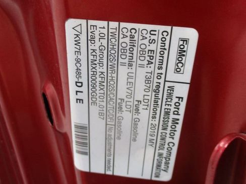 Used 2019 Ford EcoSport SE w/ SE Convenience Package image 19