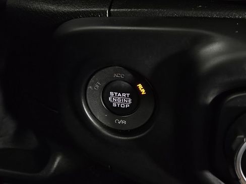 Used 2021 Jeep Wrangler Unlimited Sport image 19